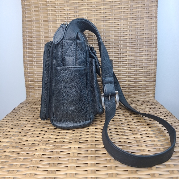 Fossil Black Leather Crossbody Shoulder Purse Bag Adjustable Strap - Picture 3 of 16